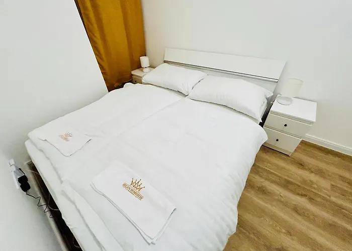 New Complex Florenc Apartman *