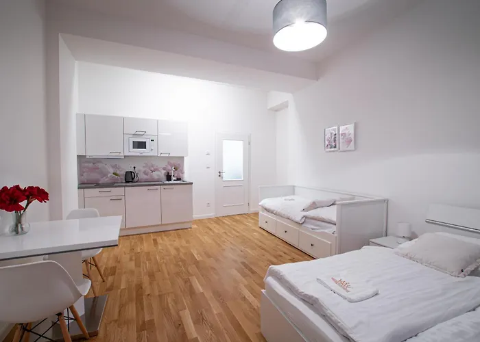 New Complex Florenc Apartman Prága