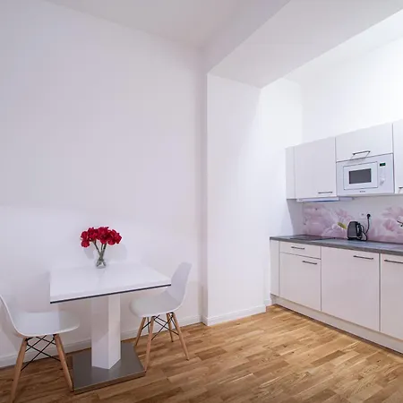 New Complex Florenc Apartament *